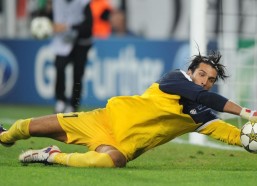 海星直播|法甲联赛焦点对决，摩纳哥主场迎战洛里昂，主队止颓求胜，客队挑战客场魔咒