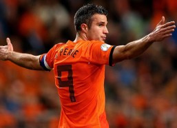 海星直播：NBA赛况，东契奇轰38分三双难挽败局 湖人主场惜败马刺