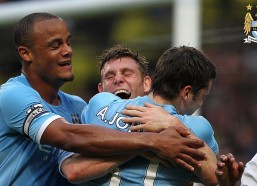 海星体育：火箭队三分雨席卷赛场！三大射手合力轰入16记三分，申京转型助攻核心显威力